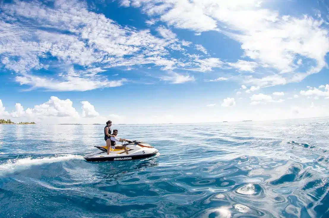 SANSA Mar - Tenemos la gama más completa de vehículos eléctricos marítimos, tenemos modelos increíbles de drones acuáticos, tablas de surf, salvamento marítimo